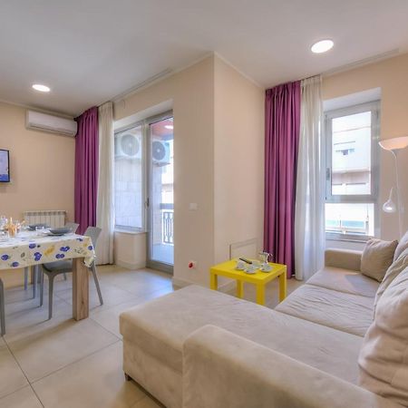 Palazzo Dei Delfini Apartments - Happy Rentals Катания Экстерьер фото